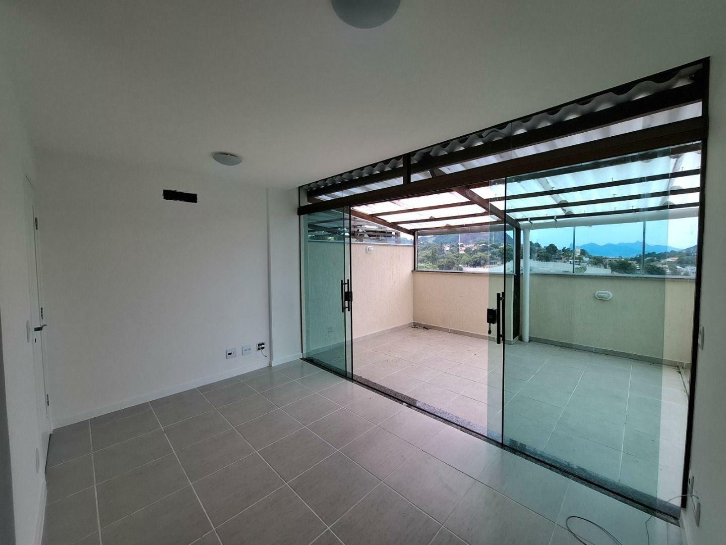 Cobertura à venda com 2 quartos, 120m² - Foto 4