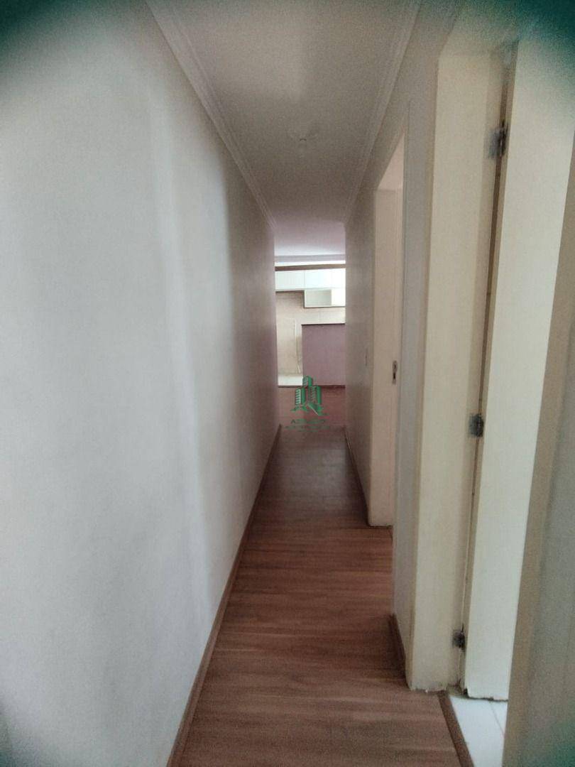 Apartamento à venda com 2 quartos, 44m² - Foto 11