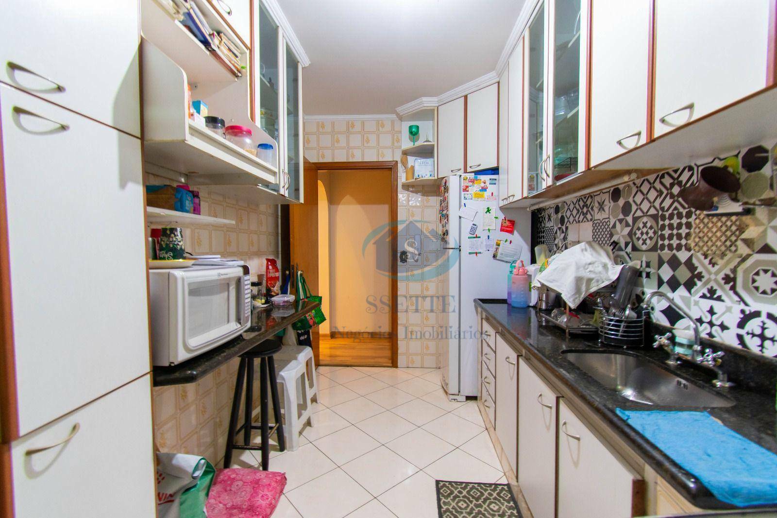 Apartamento à venda com 3 quartos, 78m² - Foto 25