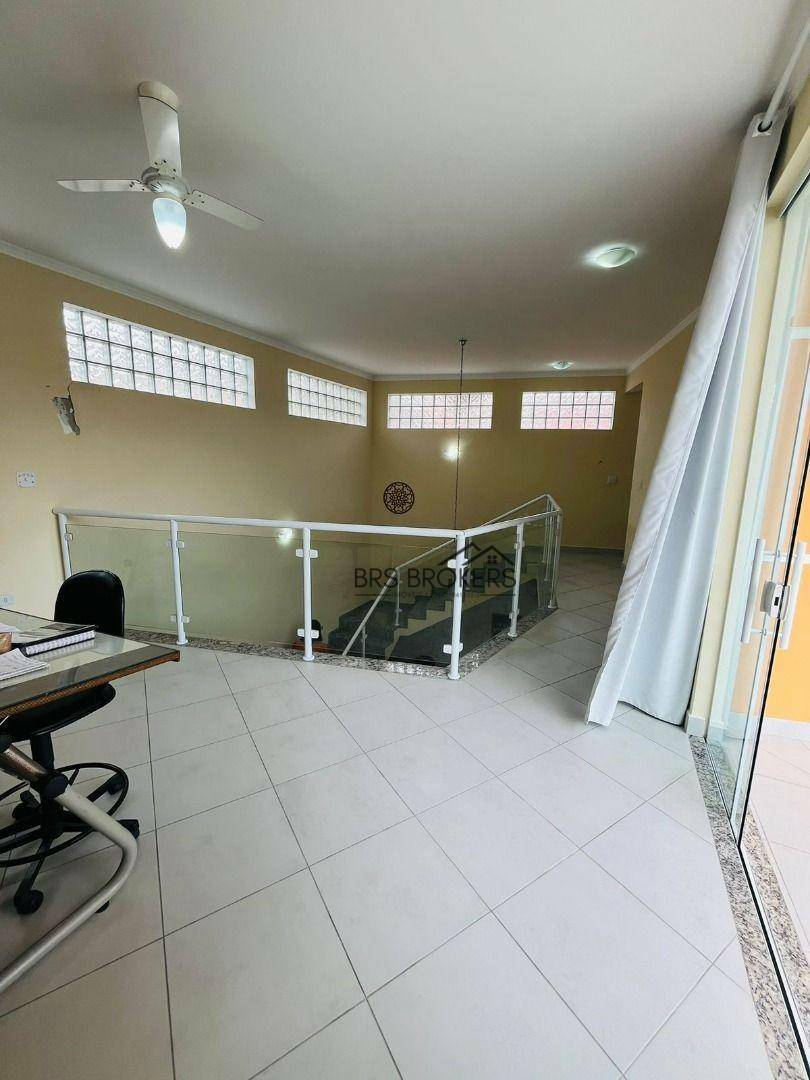 Sobrado para alugar com 3 quartos, 221m² - Foto 30