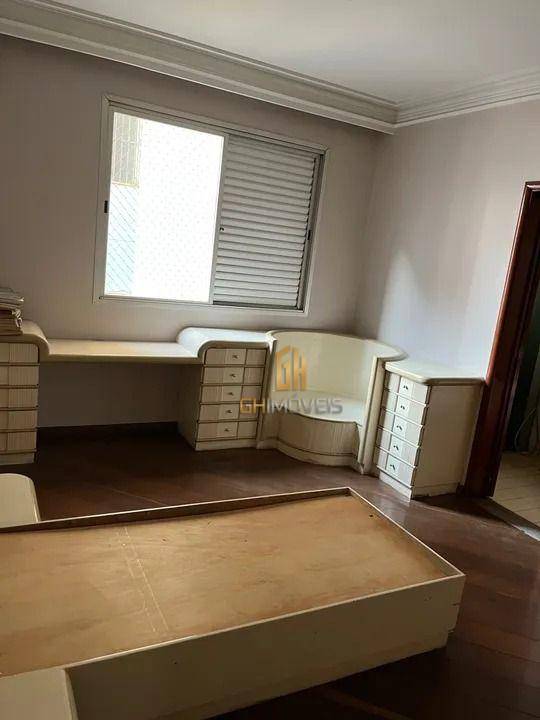 Apartamento à venda com 4 quartos, 293m² - Foto 6