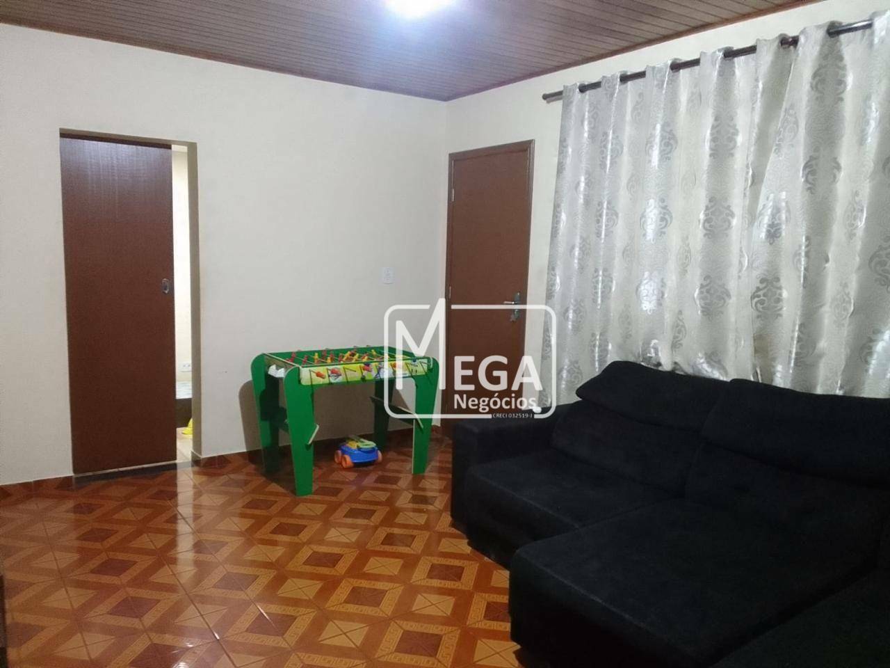 Casa à venda com 4 quartos, 207m² - Foto 2