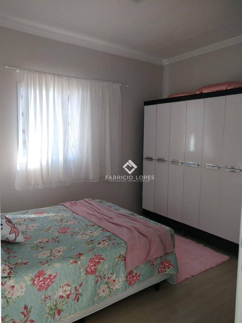 Casa à venda com 3 quartos, 222m² - Foto 21