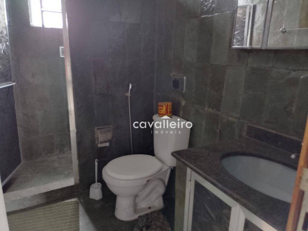 Casa à venda com 3 quartos, 237m² - Foto 18