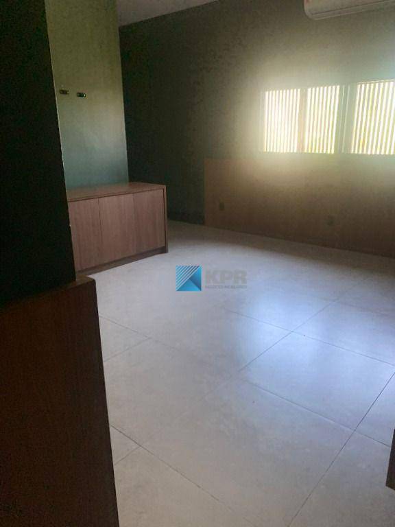 Casa de Condomínio à venda com 3 quartos, 250m² - Foto 10