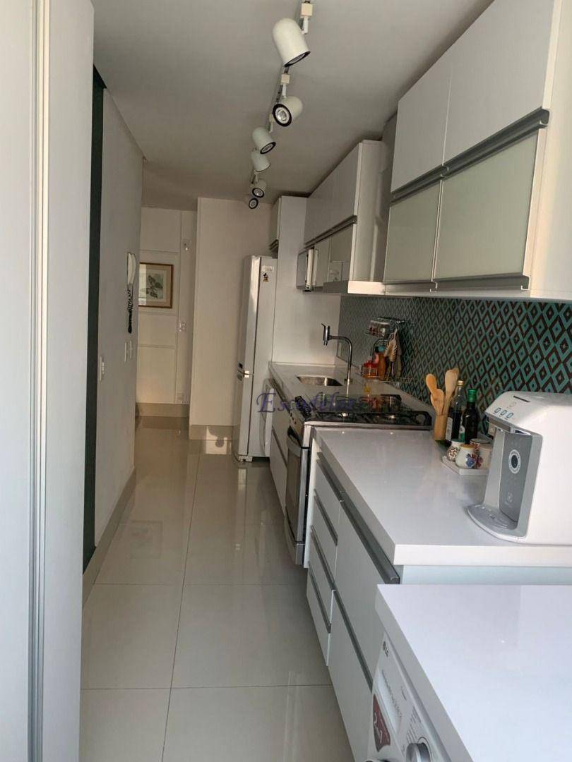 Apartamento à venda com 2 quartos, 64m² - Foto 7