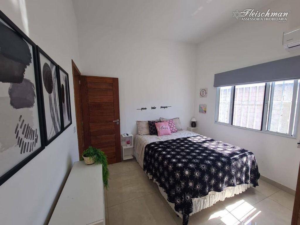 Casa de Condomínio à venda com 4 quartos, 324m² - Foto 33