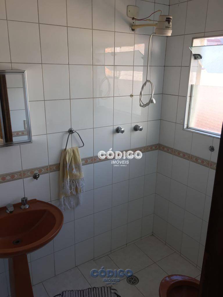 Sobrado à venda com 5 quartos, 205m² - Foto 9