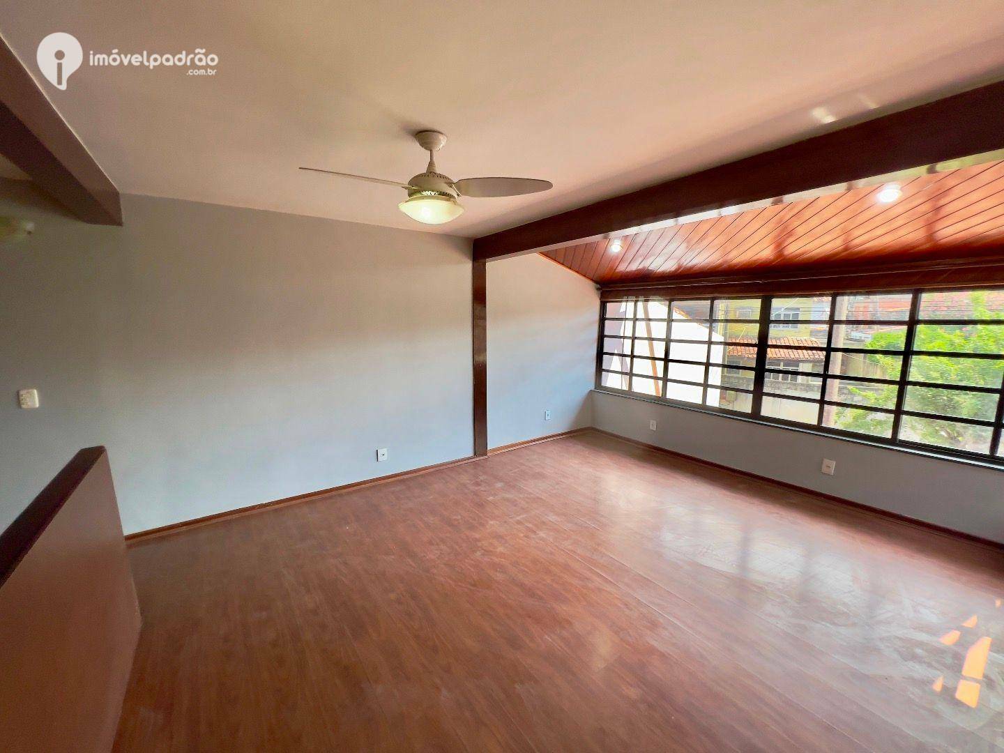 Casa de Condomínio à venda e aluguel com 3 quartos, 180m² - Foto 40