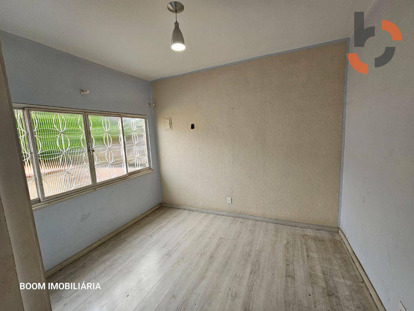 Casa à venda com 6 quartos, 210m² - Foto 55