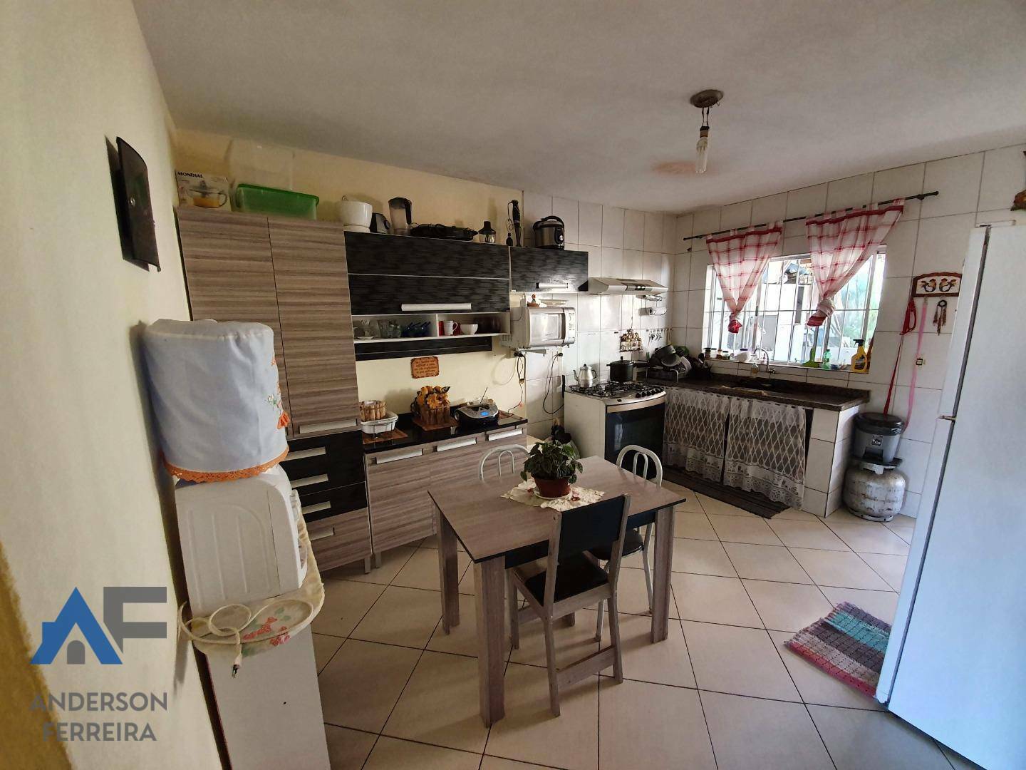 Casa à venda com 4 quartos, 180m² - Foto 10