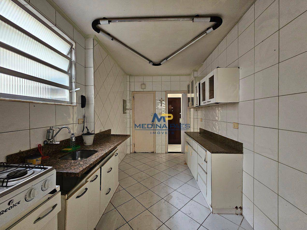 Apartamento à venda com 3 quartos, 100m² - Foto 3