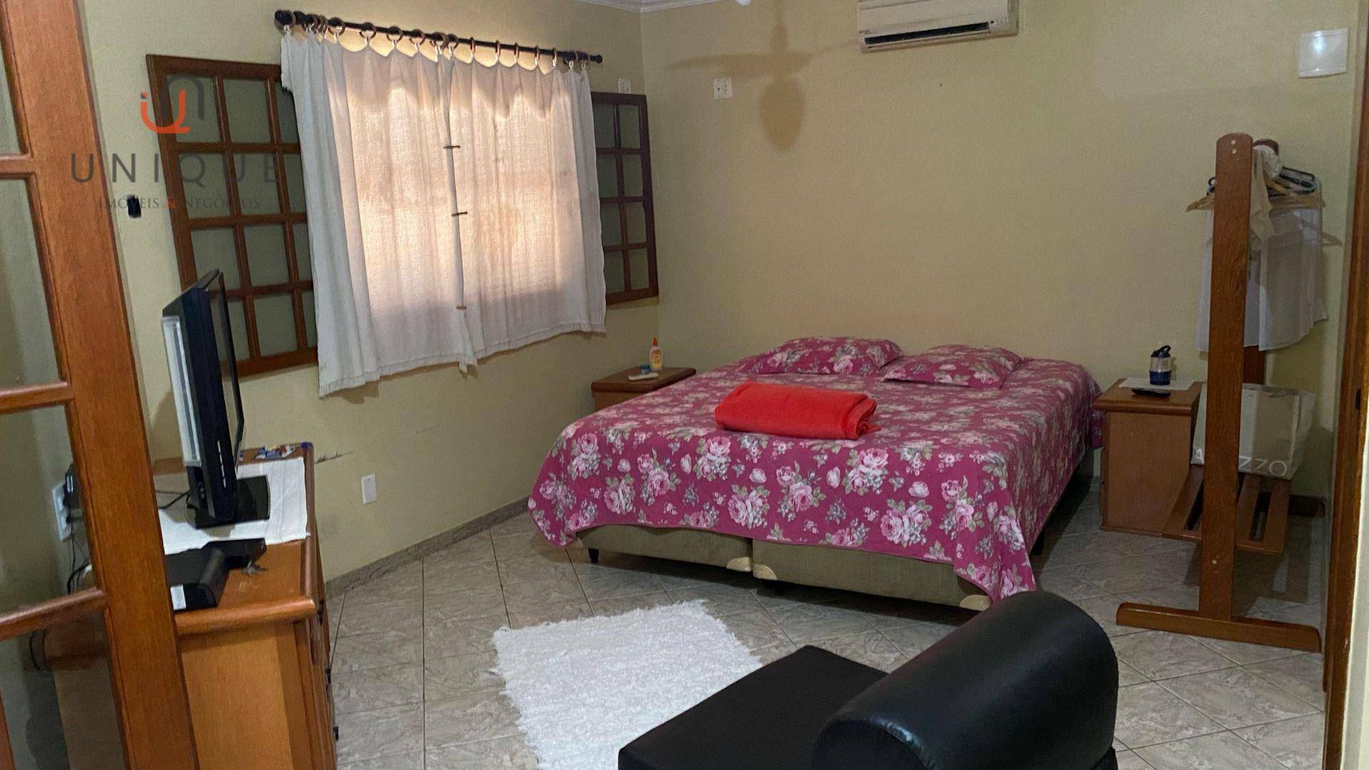 Casa à venda com 3 quartos, 250m² - Foto 24