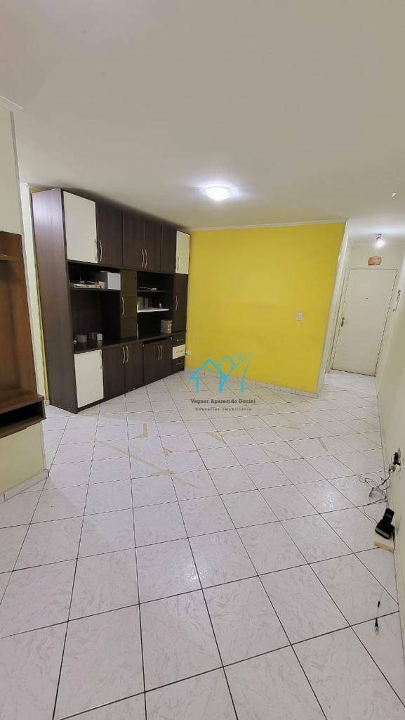 Apartamento à venda com 3 quartos, 63m² - Foto 4