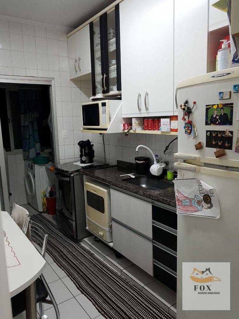 Apartamento à venda com 2 quartos, 68m² - Foto 5