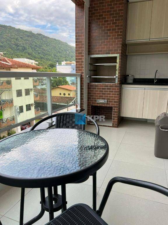 Apartamento à venda com 2 quartos, 67m² - Foto 12