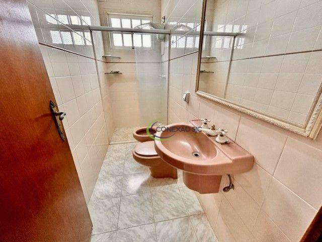 Casa de Condomínio à venda com 4 quartos, 260m² - Foto 5