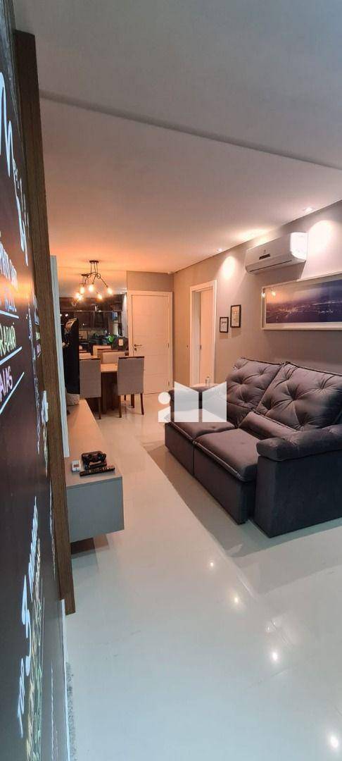 Apartamento à venda com 2 quartos, 72m² - Foto 9