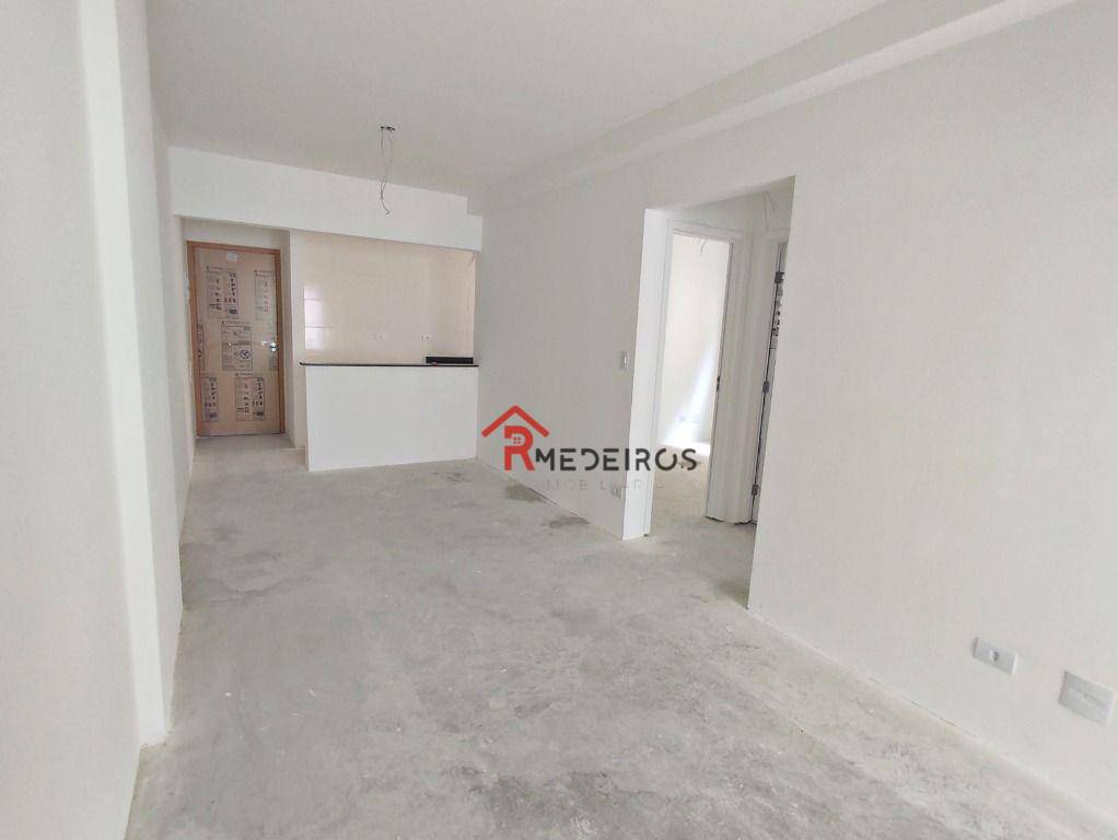 Apartamento à venda com 2 quartos, 69m² - Foto 3