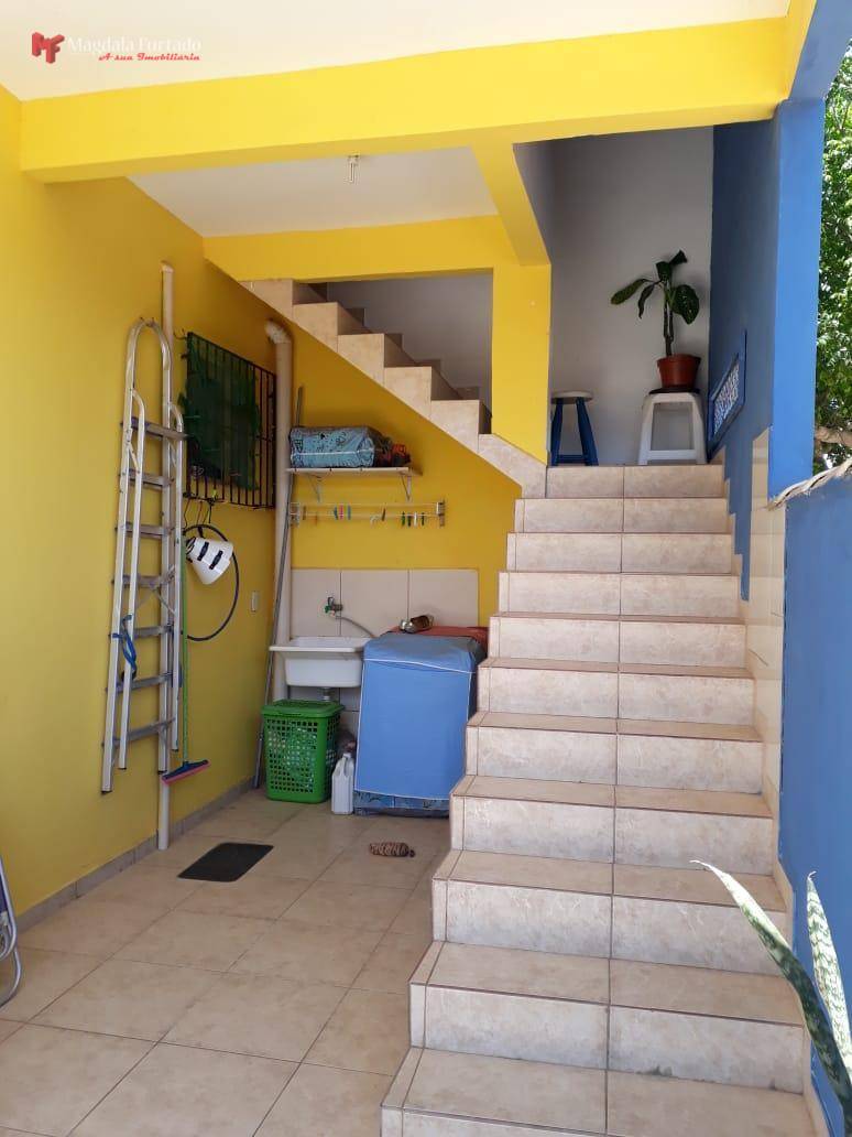 Casa à venda com 2 quartos, 175M2 - Foto 2