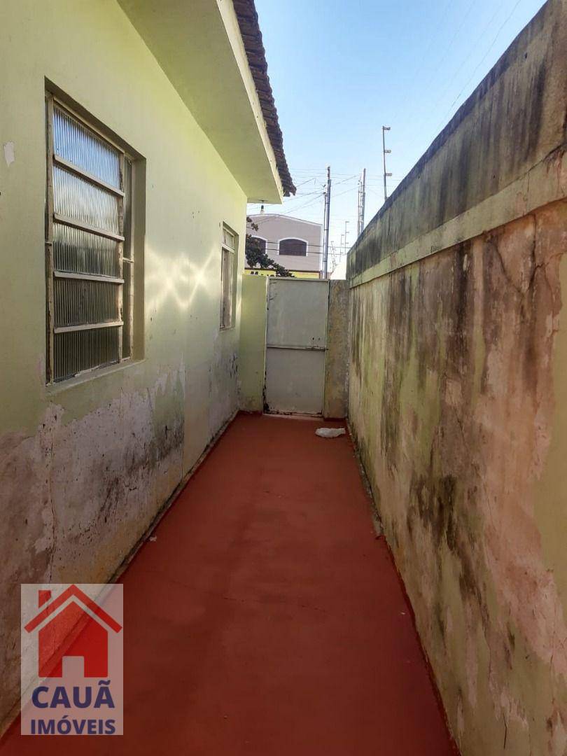 Casa à venda com 4 quartos, 150m² - Foto 26