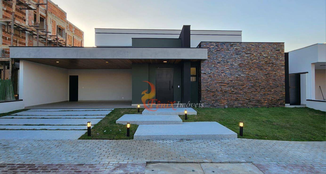 Casa de Condomínio à venda com 4 quartos, 300m² - Foto 1