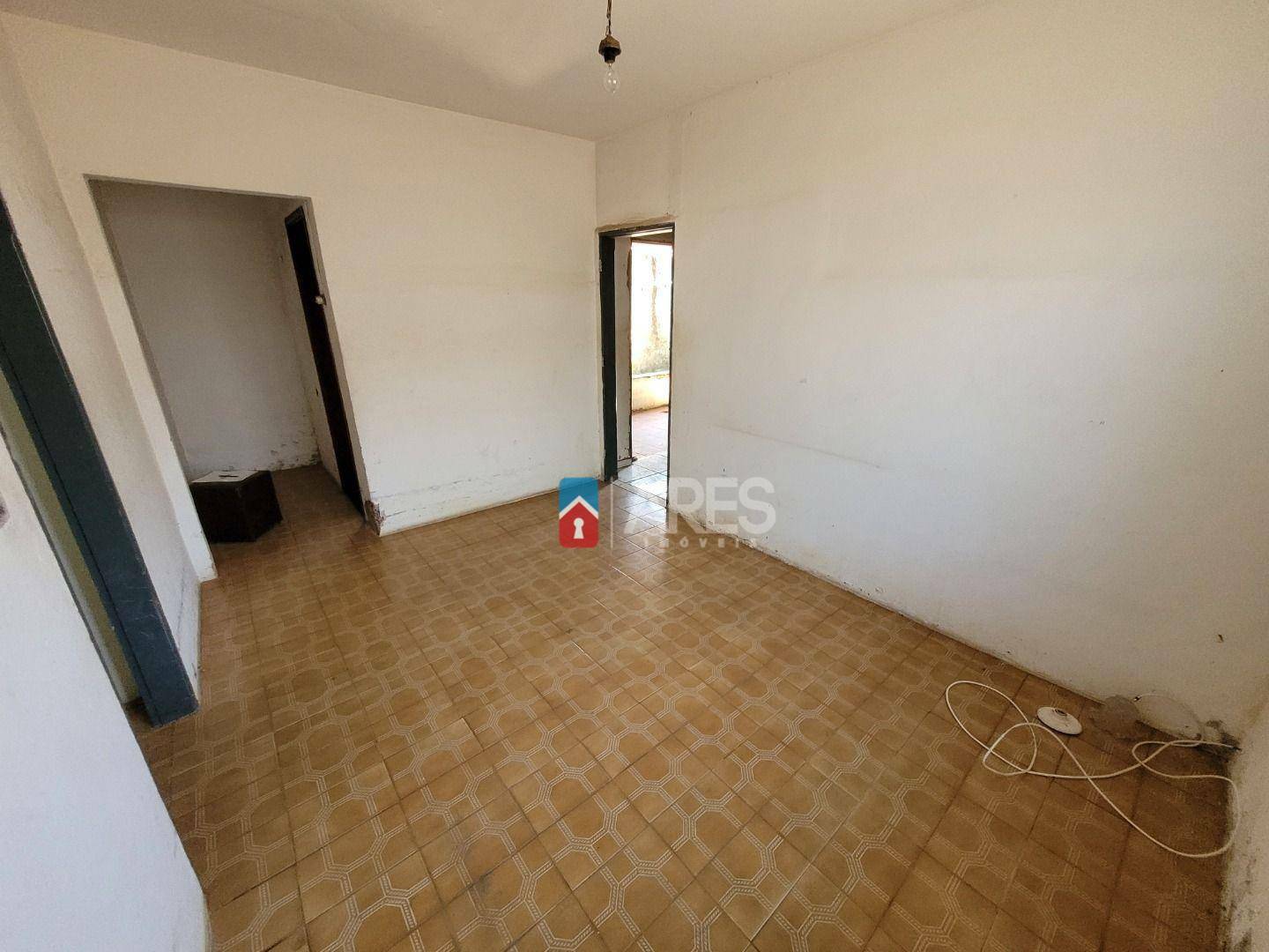 Casa à venda com 2 quartos, 100m² - Foto 7