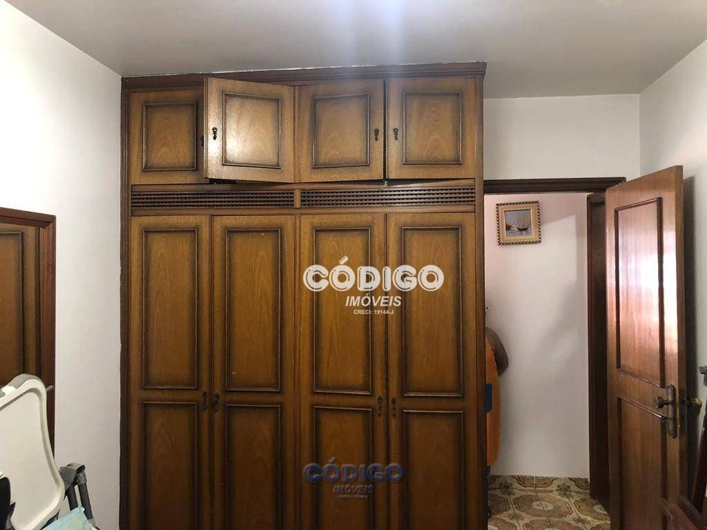 Sobrado à venda com 3 quartos, 200m² - Foto 20