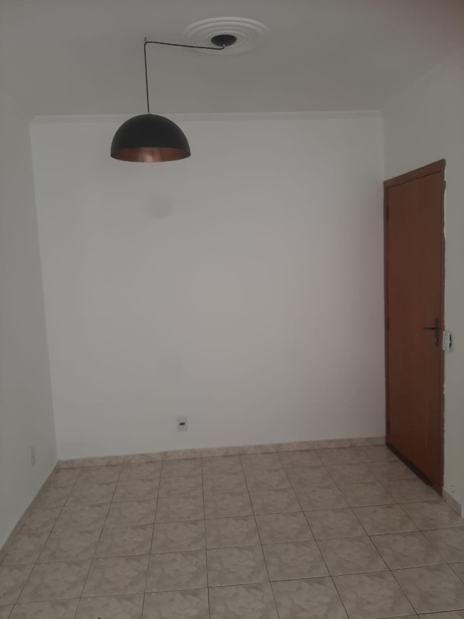 Apartamento à venda com 2 quartos, 62m² - Foto 3