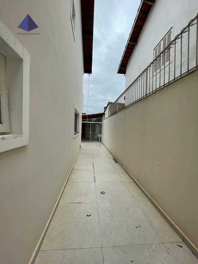 Sobrado à venda com 3 quartos, 250m² - Foto 33