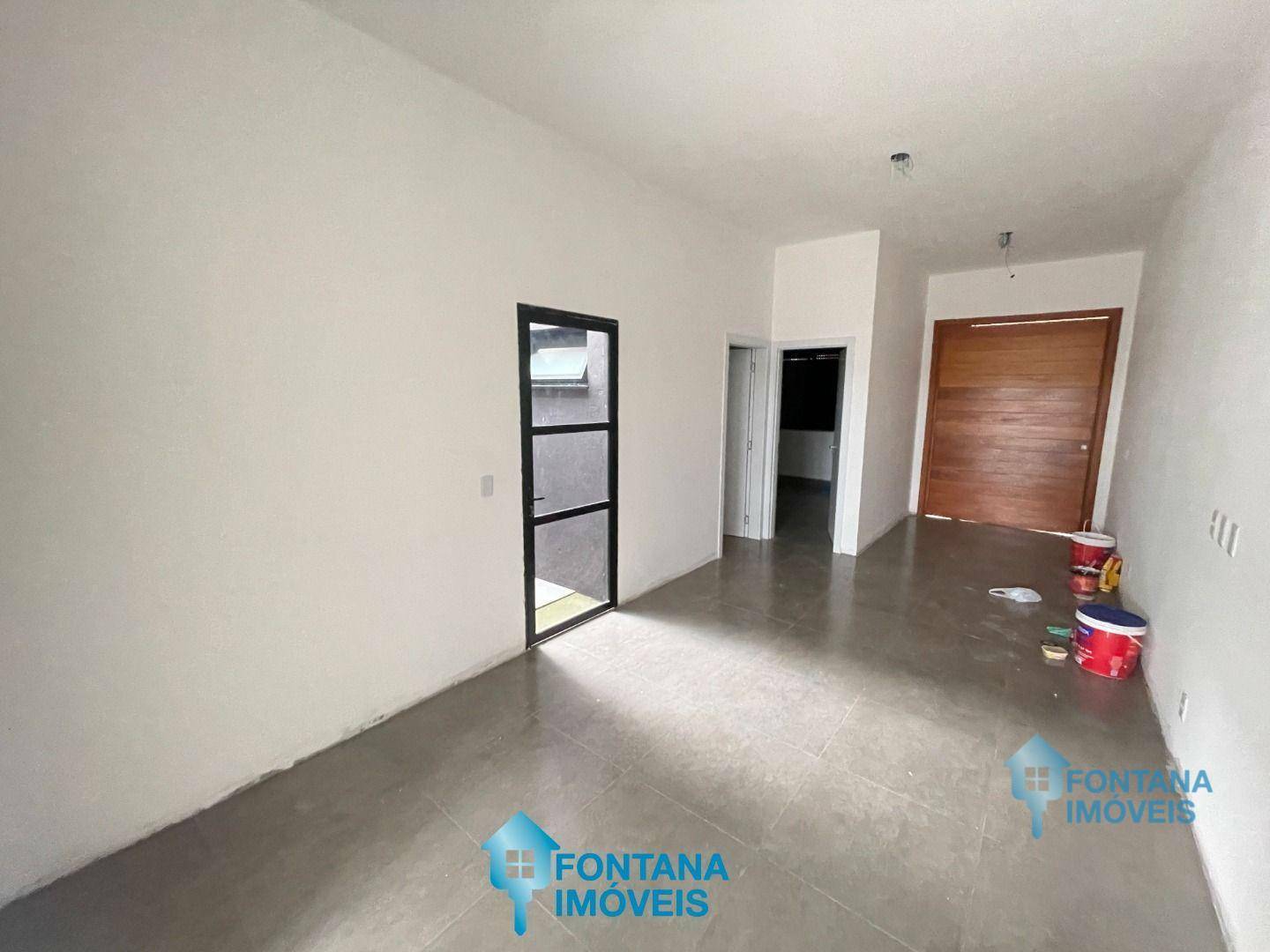 Casa à venda com 3 quartos, 100m² - Foto 4