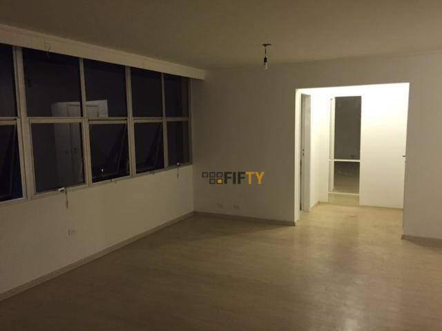 Apartamento à venda com 3 quartos, 143m² - Foto 1