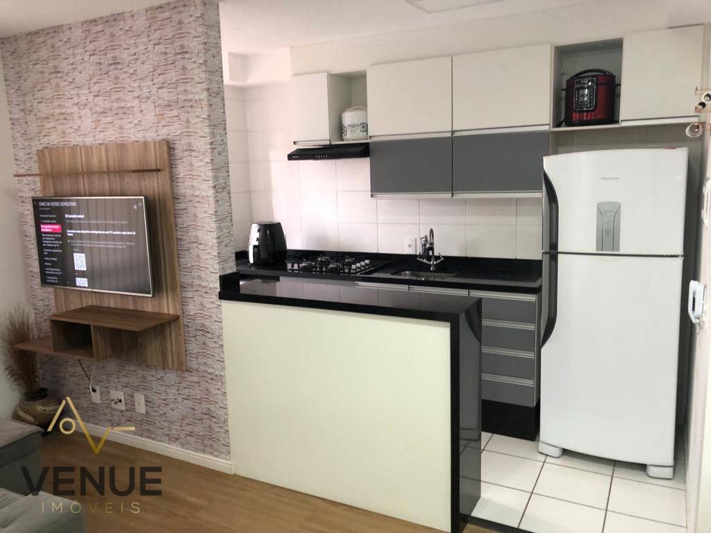 Apartamento à venda com 2 quartos, 42m² - Foto 1