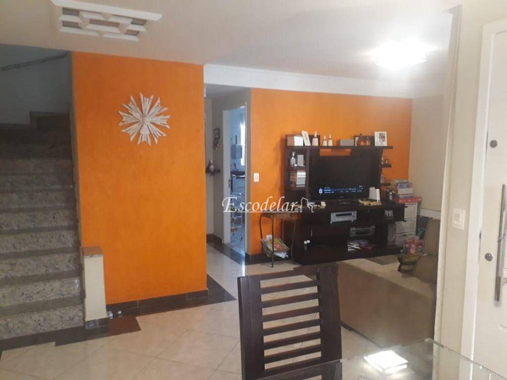 Casa à venda com 3 quartos, 137m² - Foto 1