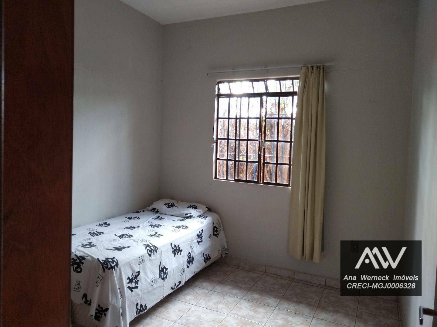 Chácara à venda com 6 quartos, 200m² - Foto 30