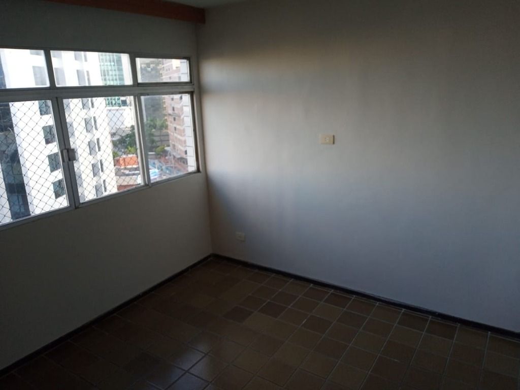 Apartamento à venda com 3 quartos, 135m² - Foto 8