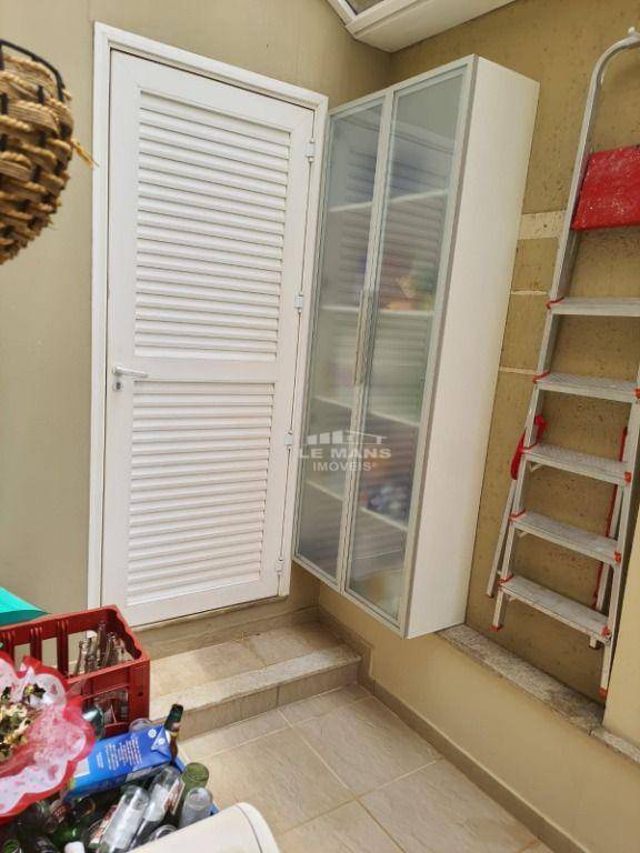 Casa à venda com 4 quartos, 431m² - Foto 27