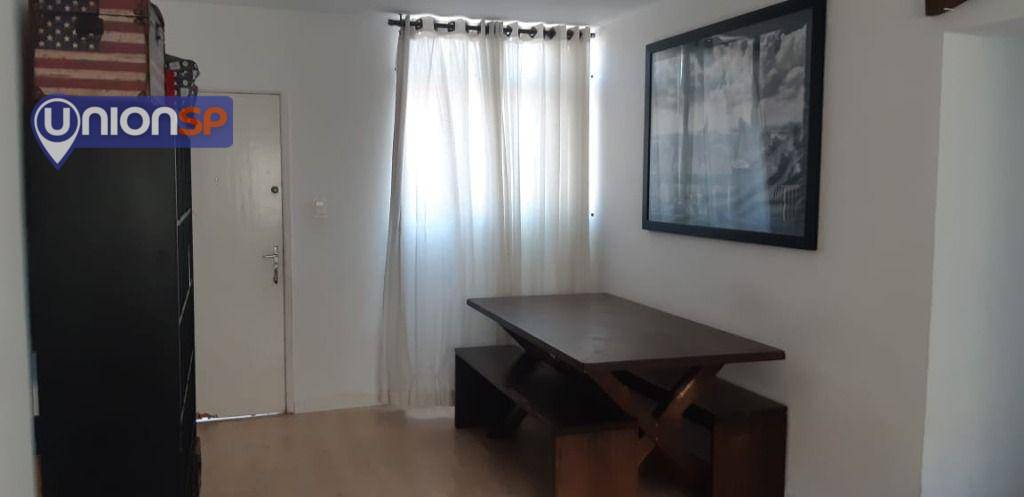 Apartamento à venda com 2 quartos, 75m² - Foto 4