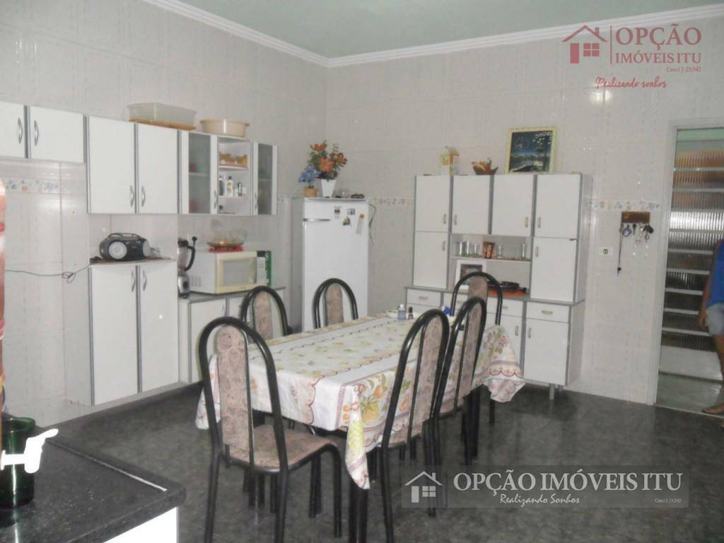 Casa à venda com 3 quartos, 240m² - Foto 5