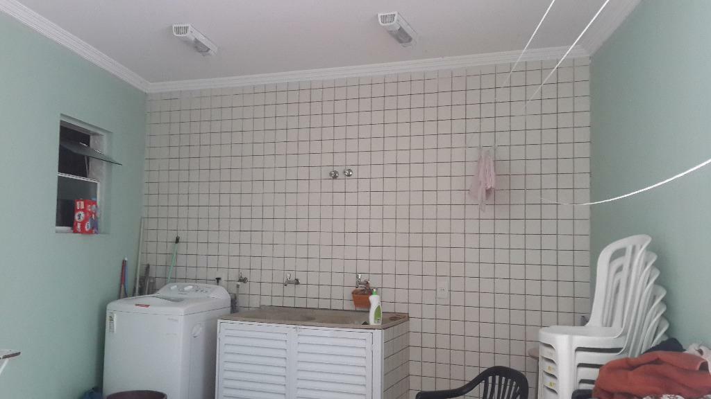 Sobrado à venda com 3 quartos, 250m² - Foto 44