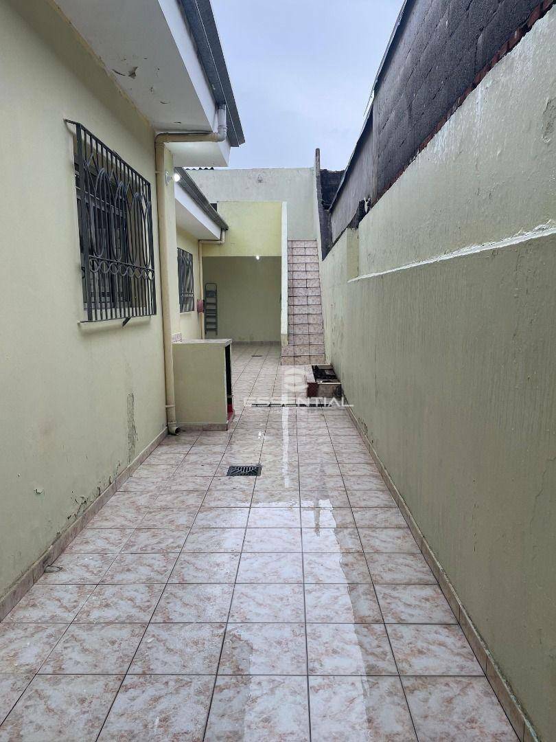 Casa à venda e aluguel com 3 quartos, 150m² - Foto 7