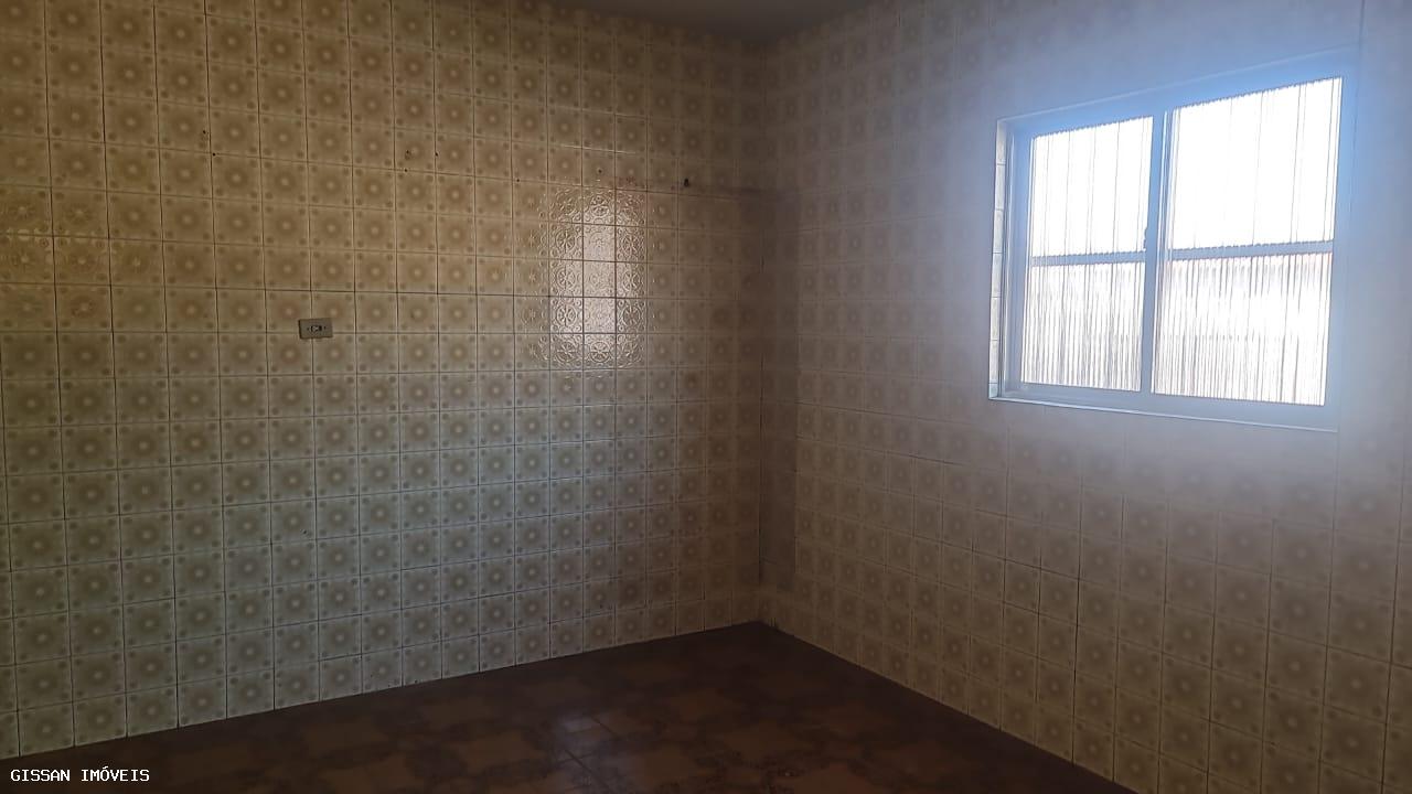 Casa à venda com 2 quartos, 258m² - Foto 11