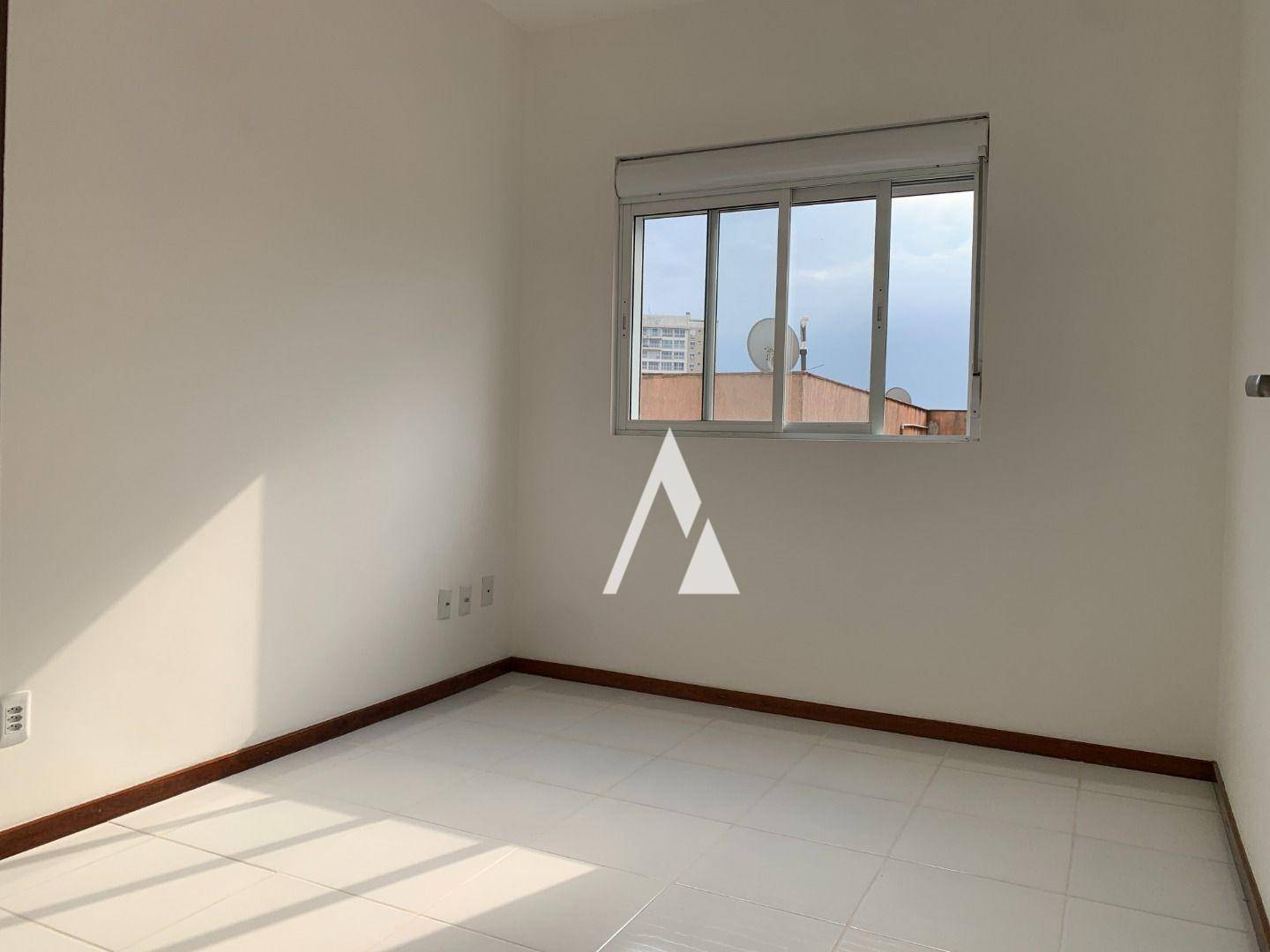 Apartamento à venda com 3 quartos, 93m² - Foto 15