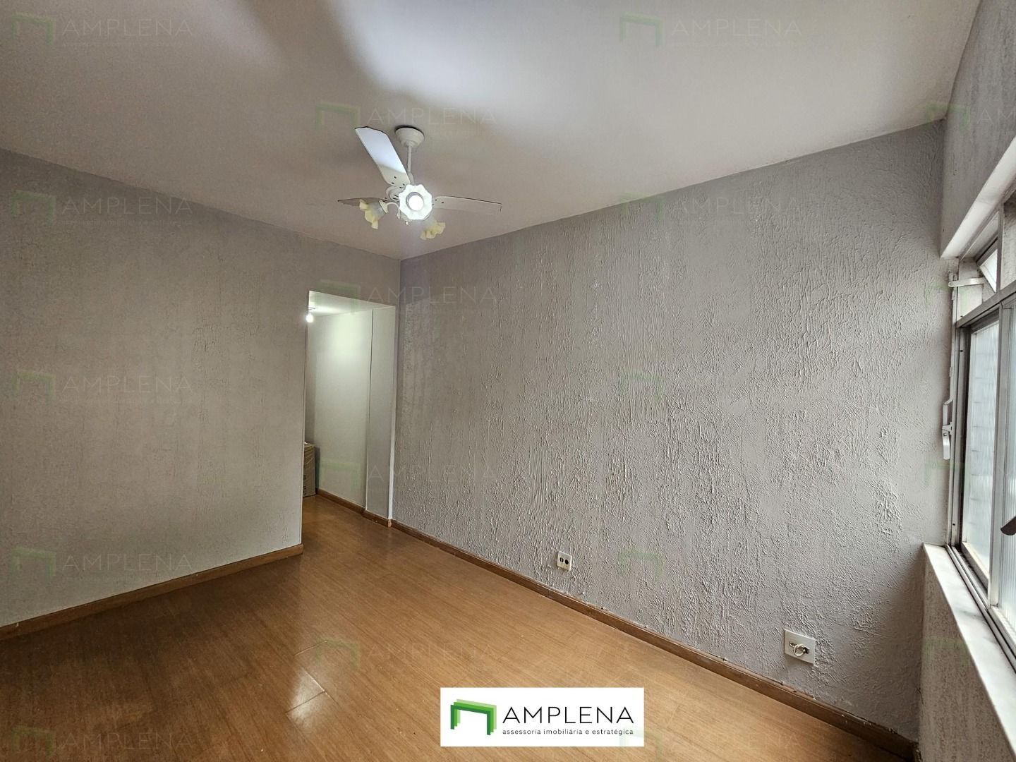 Apartamento à venda com 2 quartos, 40m² - Foto 14