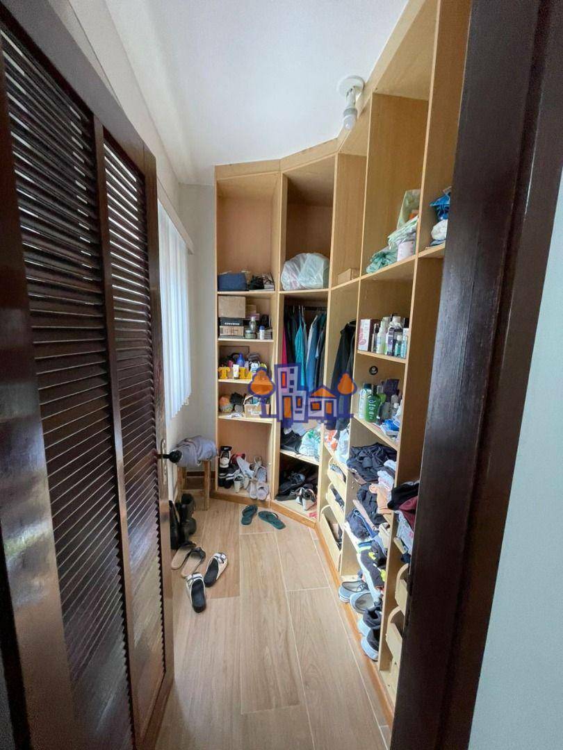 Casa à venda com 4 quartos, 184m² - Foto 15