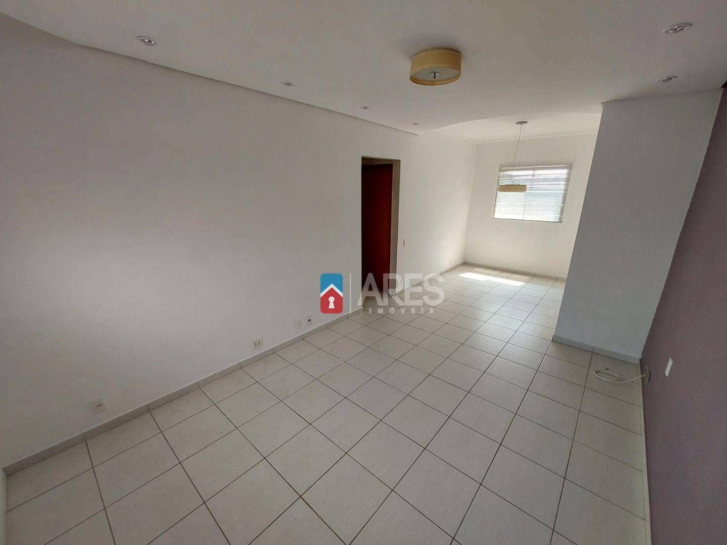 Apartamento à venda com 3 quartos, 83m² - Foto 2