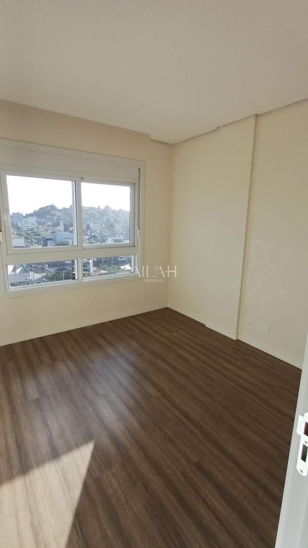 Apartamento à venda com 3 quartos, 123m² - Foto 11