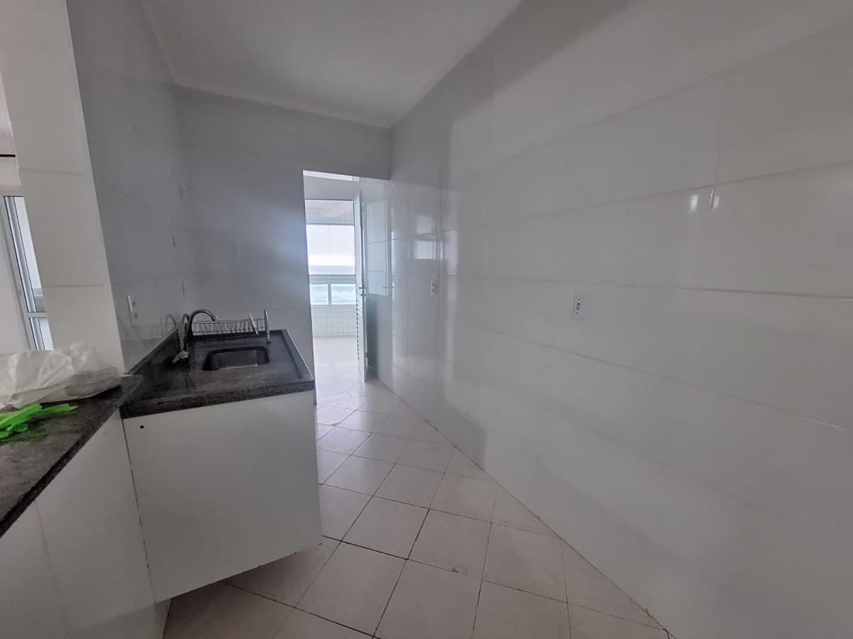 Apartamento para alugar com 2 quartos, 97m² - Foto 11