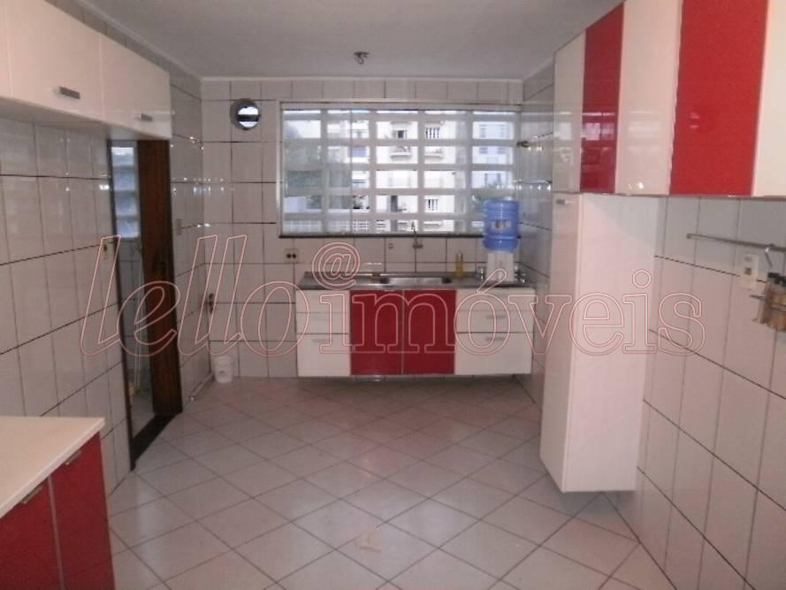 Apartamento para alugar com 3 quartos, 150m² - Foto 13