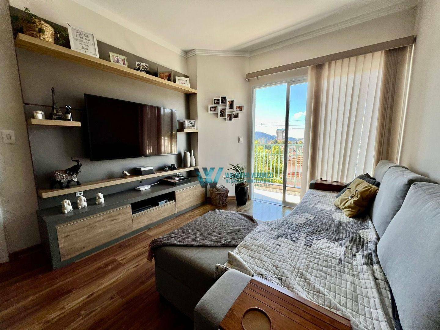 Apartamento à venda com 3 quartos, 115m² - Foto 2